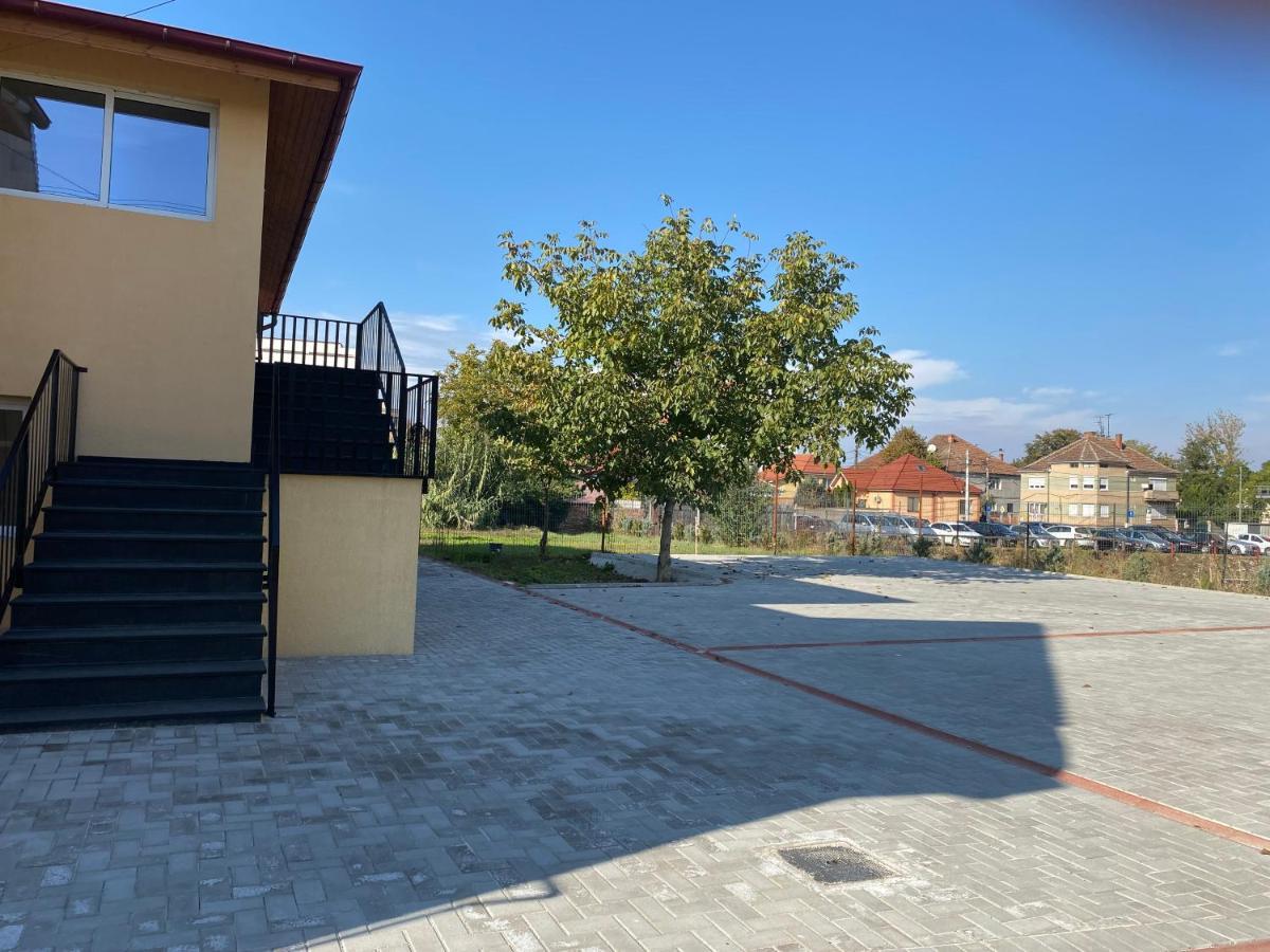 Casa Sofia Hotel Satu Mare Buitenkant foto